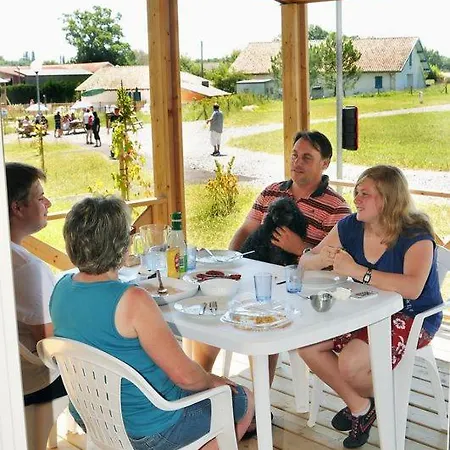 Semesterbostad La Carpe